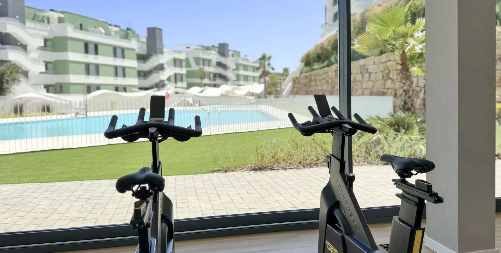 Sale of middle floor apartment in Calanova Golf 36