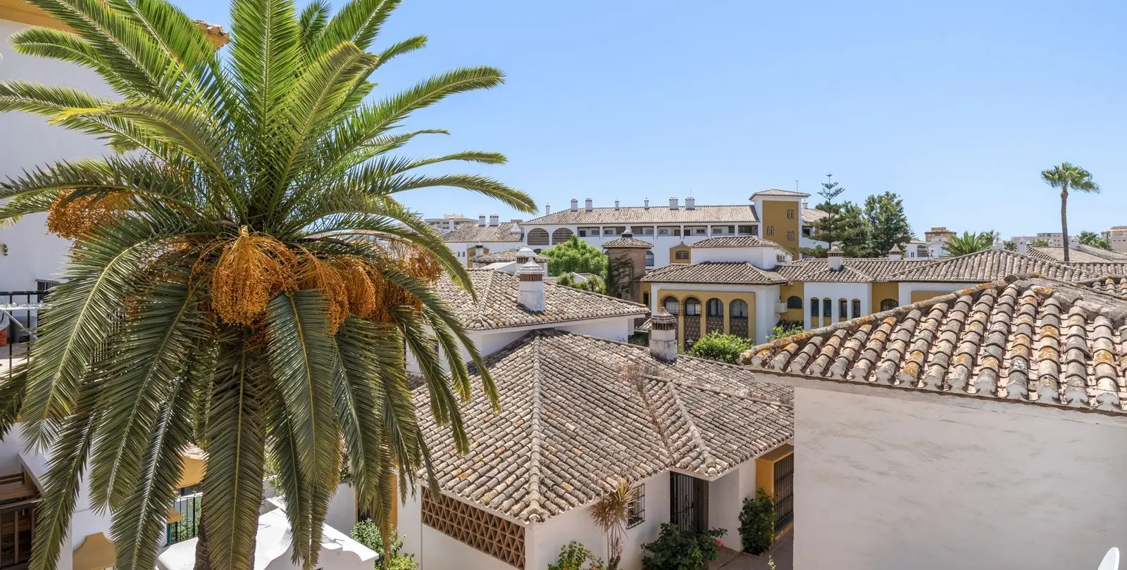 Venta de apartamento en planta media en Fuengirola 10