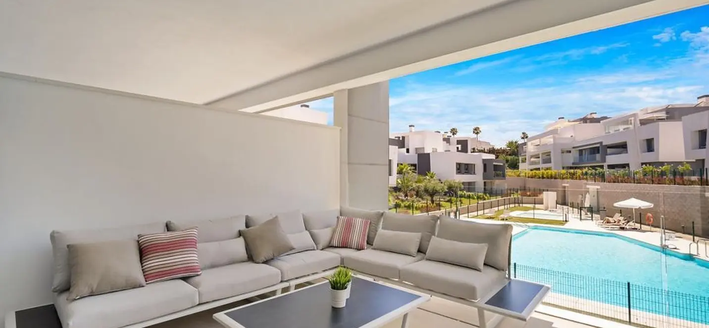 Sale of middle floor apartment in Selwo 1