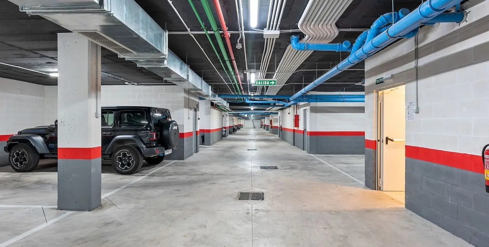 Sale of middle floor apartment in Selwo 10