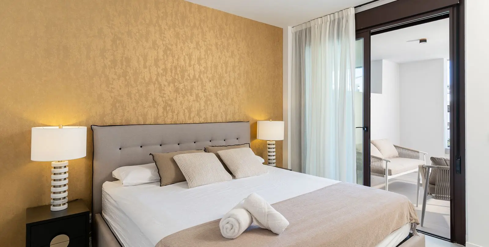 Venta de apartamento en planta media en Fuengirola 6