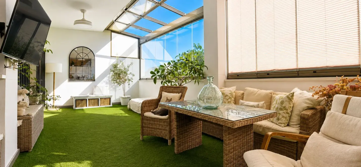 Продажа апартаментов на первом этаже в Torremolinos 0