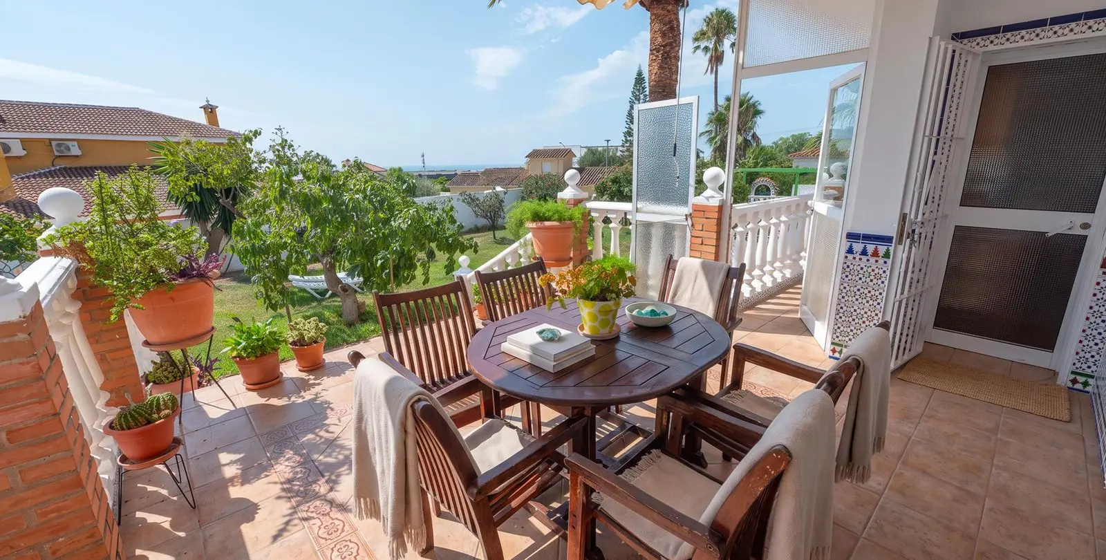 Продажа  отдельно стоящей виллы в Torremolinos 15