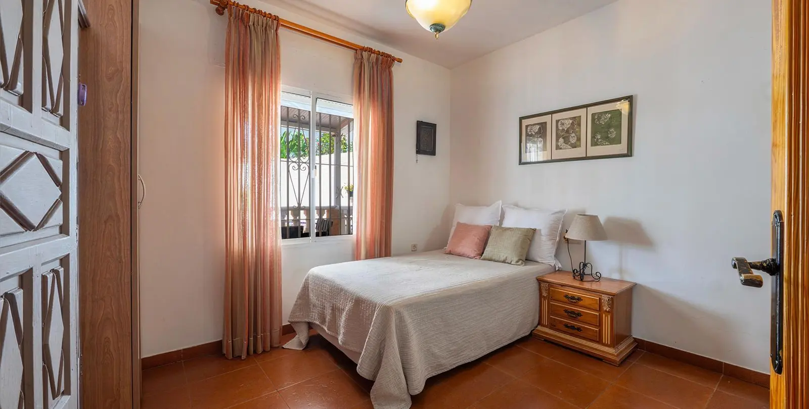 Продажа  отдельно стоящей виллы в Torremolinos 20