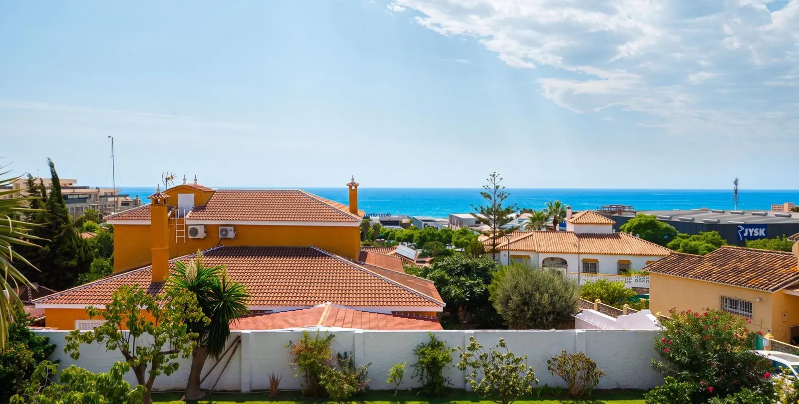 Продажа  отдельно стоящей виллы в Torremolinos 38
