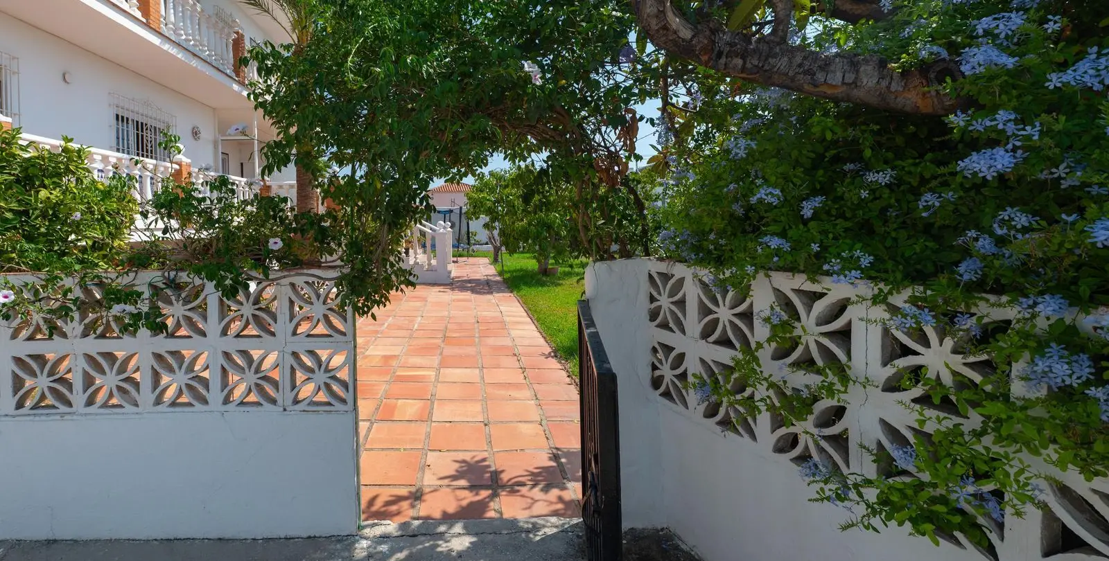 Продажа  отдельно стоящей виллы в Torremolinos 48