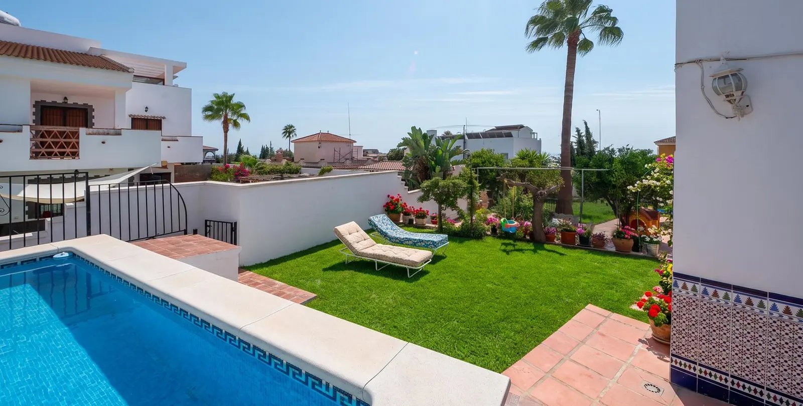 Продажа  отдельно стоящей виллы в Torremolinos 57