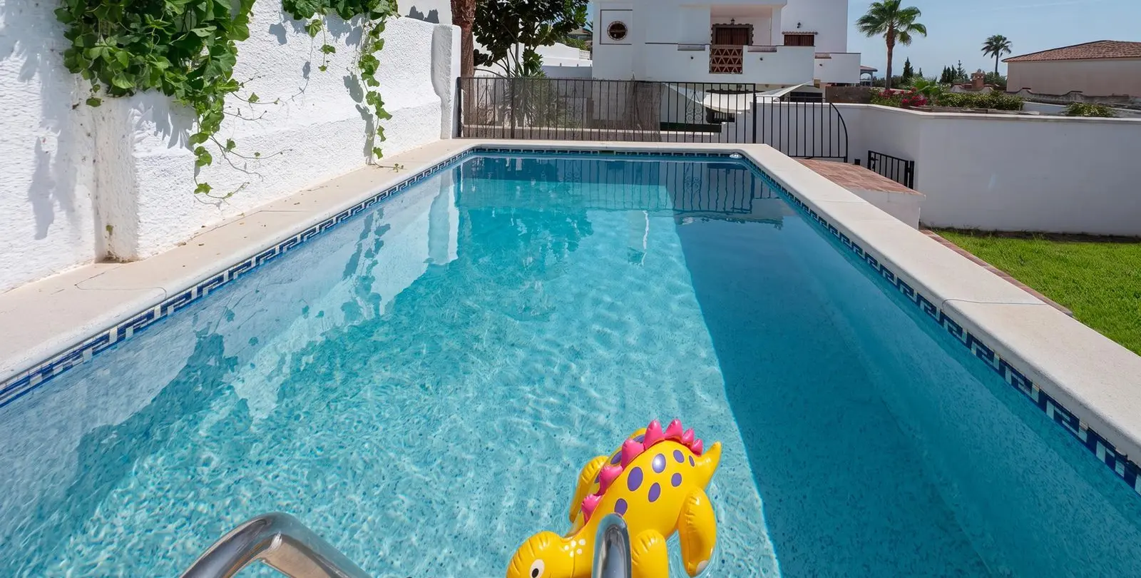 Продажа  отдельно стоящей виллы в Torremolinos 58