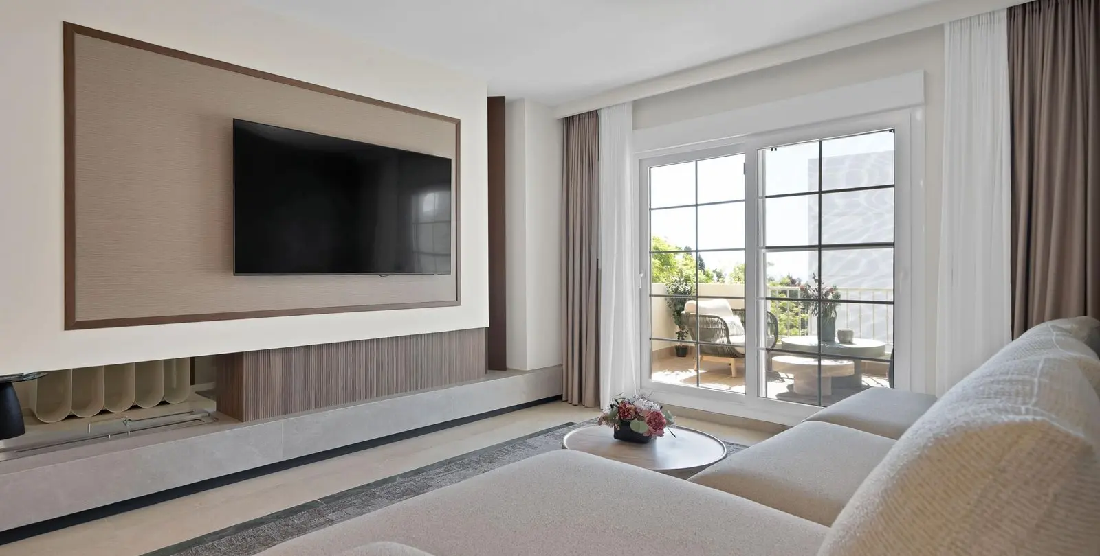 Venta de apartamento en planta media en Marbella 4
