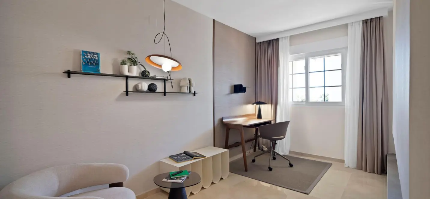 Venta de apartamento en planta media en Marbella 4