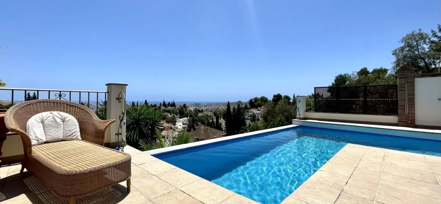 Sale of detached villa in Campo Mijas 0