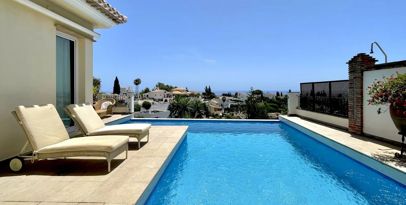 Sale of detached villa in Campo Mijas 75
