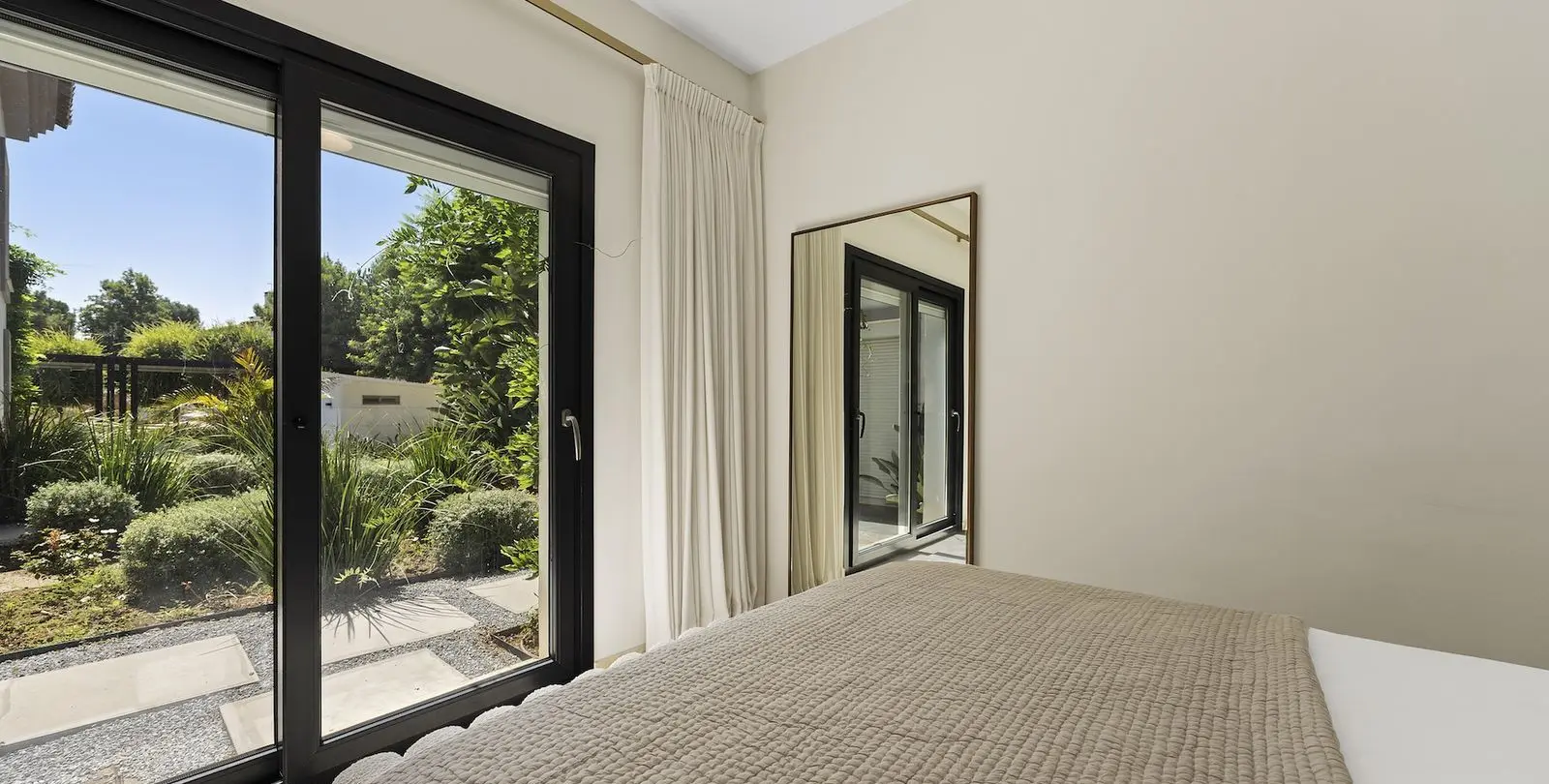 Venta de villa independiente en Benahavís 15