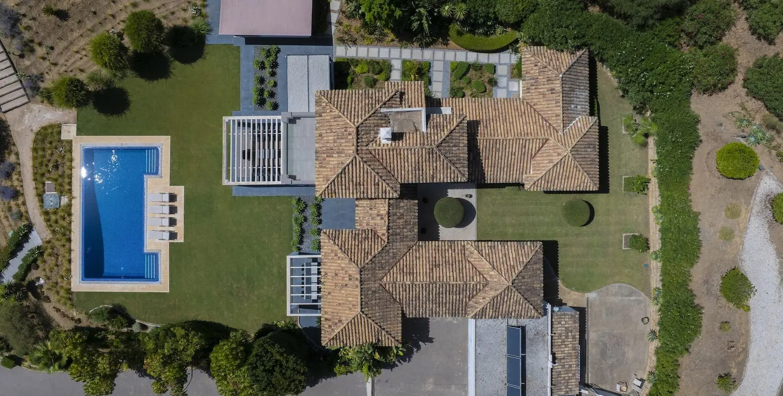 Venta de villa independiente en Benahavís 25