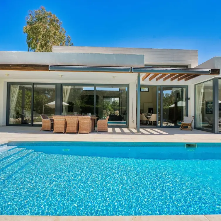 Venta de villa independiente en Atalaya