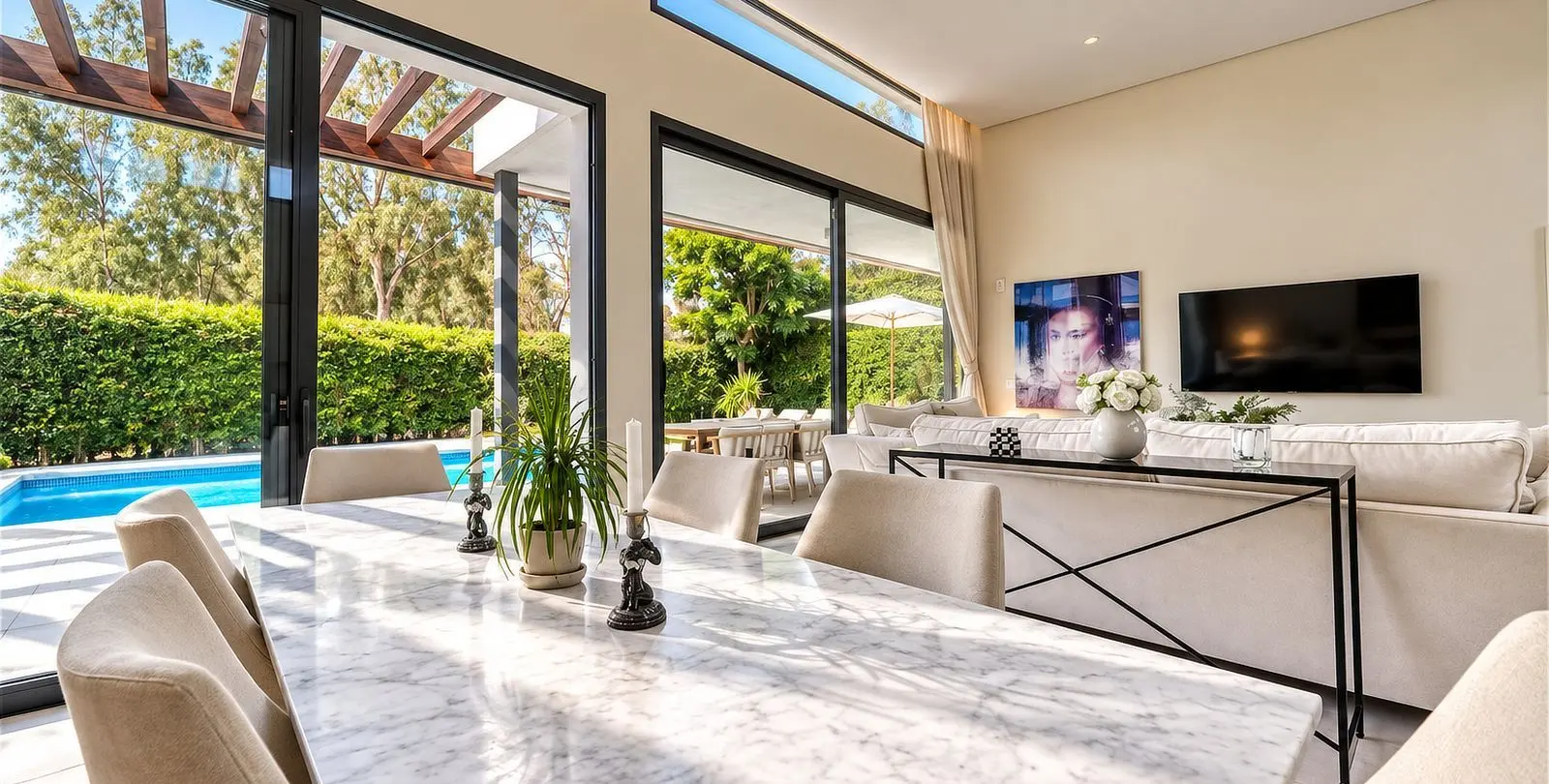 Venta de villa independiente en Estepona 25