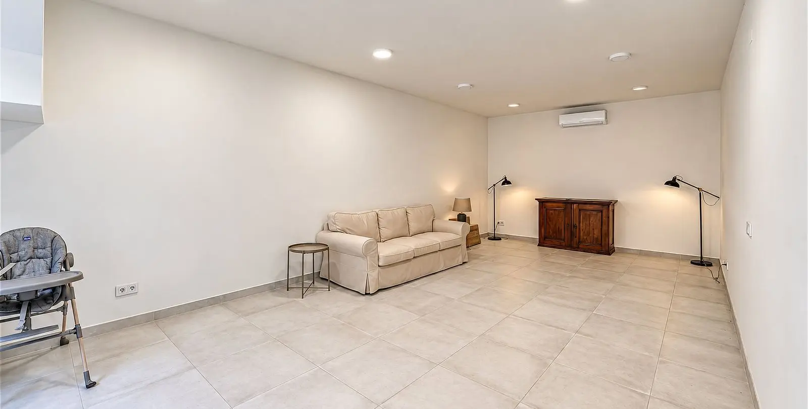 Venta de villa independiente en Estepona 30