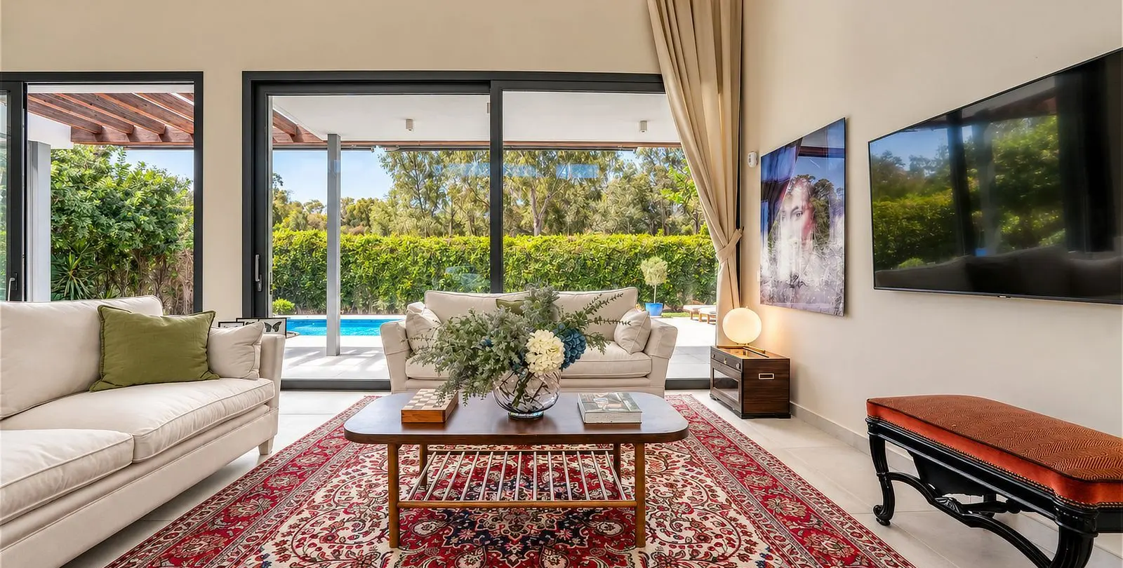 Venta de villa independiente en Estepona 4