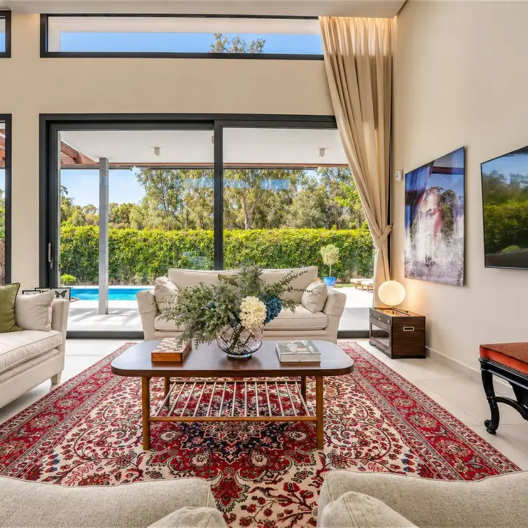 Venta de villa independiente en Estepona