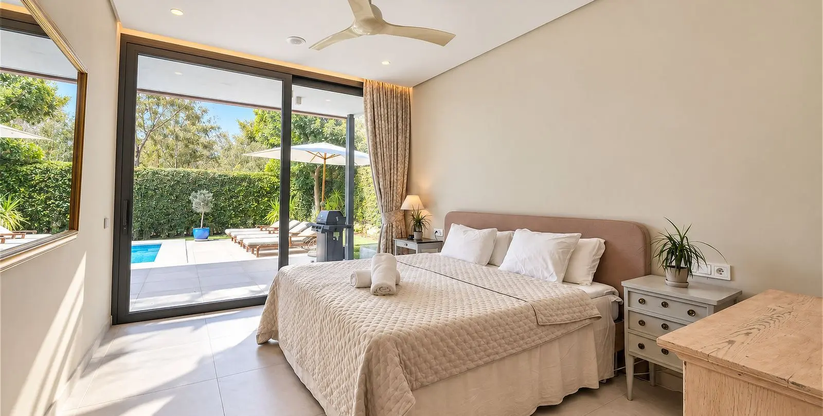 Venta de villa independiente en Estepona 9
