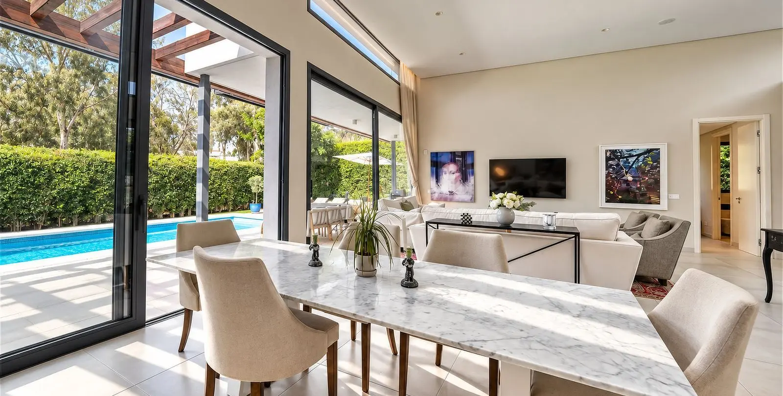 Venta de villa independiente en Estepona 24