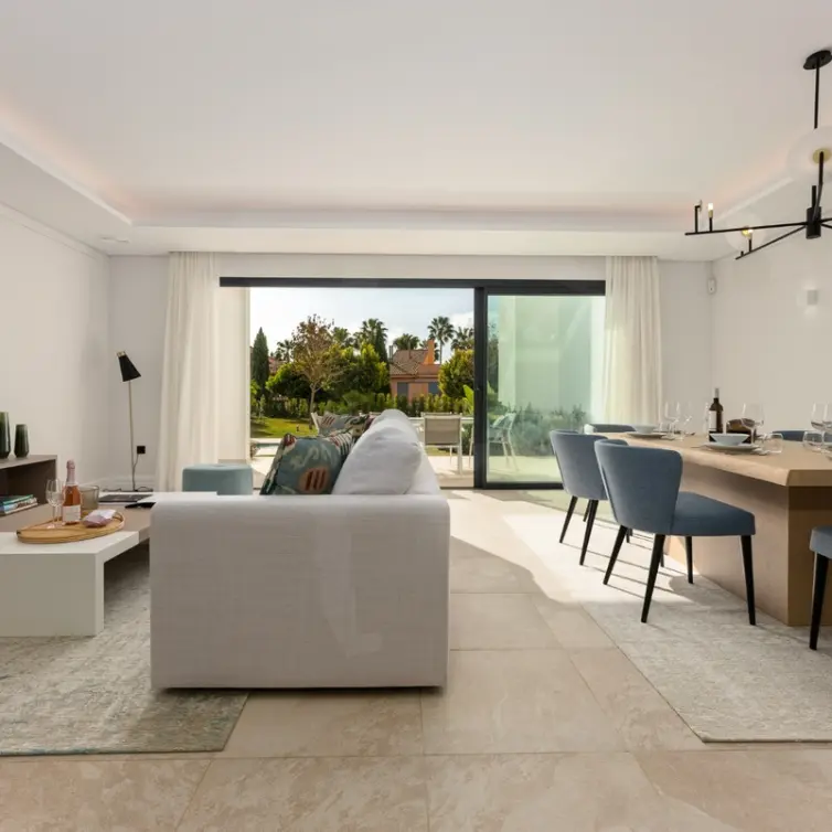 Long-term rent of townhouse in Nueva Andalucía