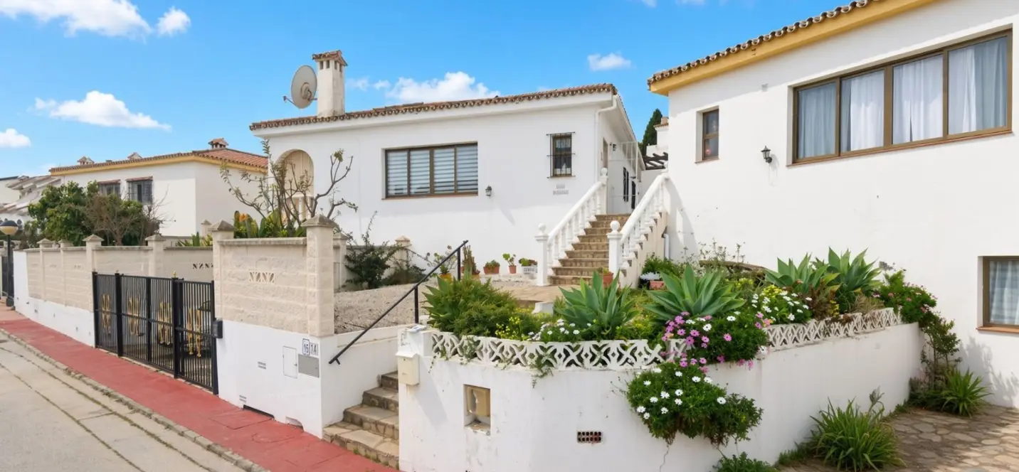 Venta de villa independiente en La Duquesa 0