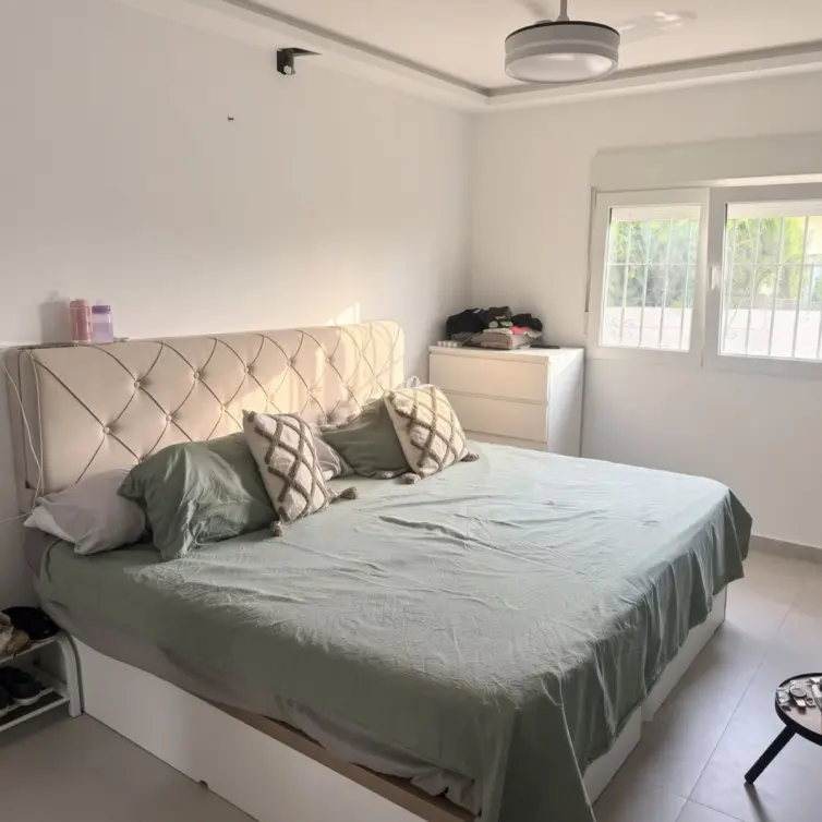 Venta de villa independiente en La Duquesa