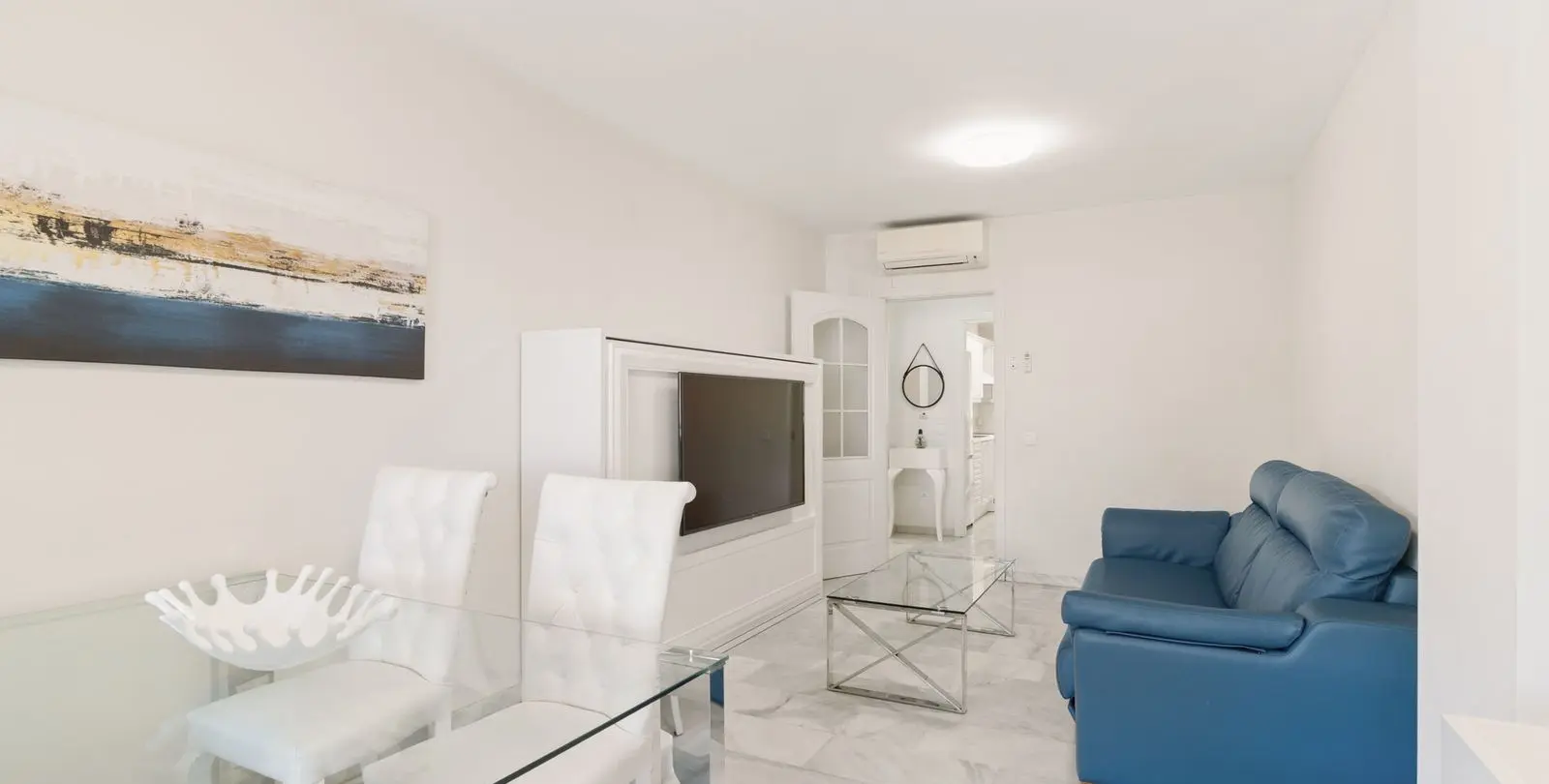 Venta de apartamento en planta media en Calahonda 3