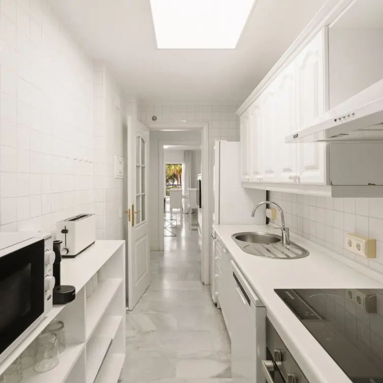 Venta de apartamento en planta media en Calahonda