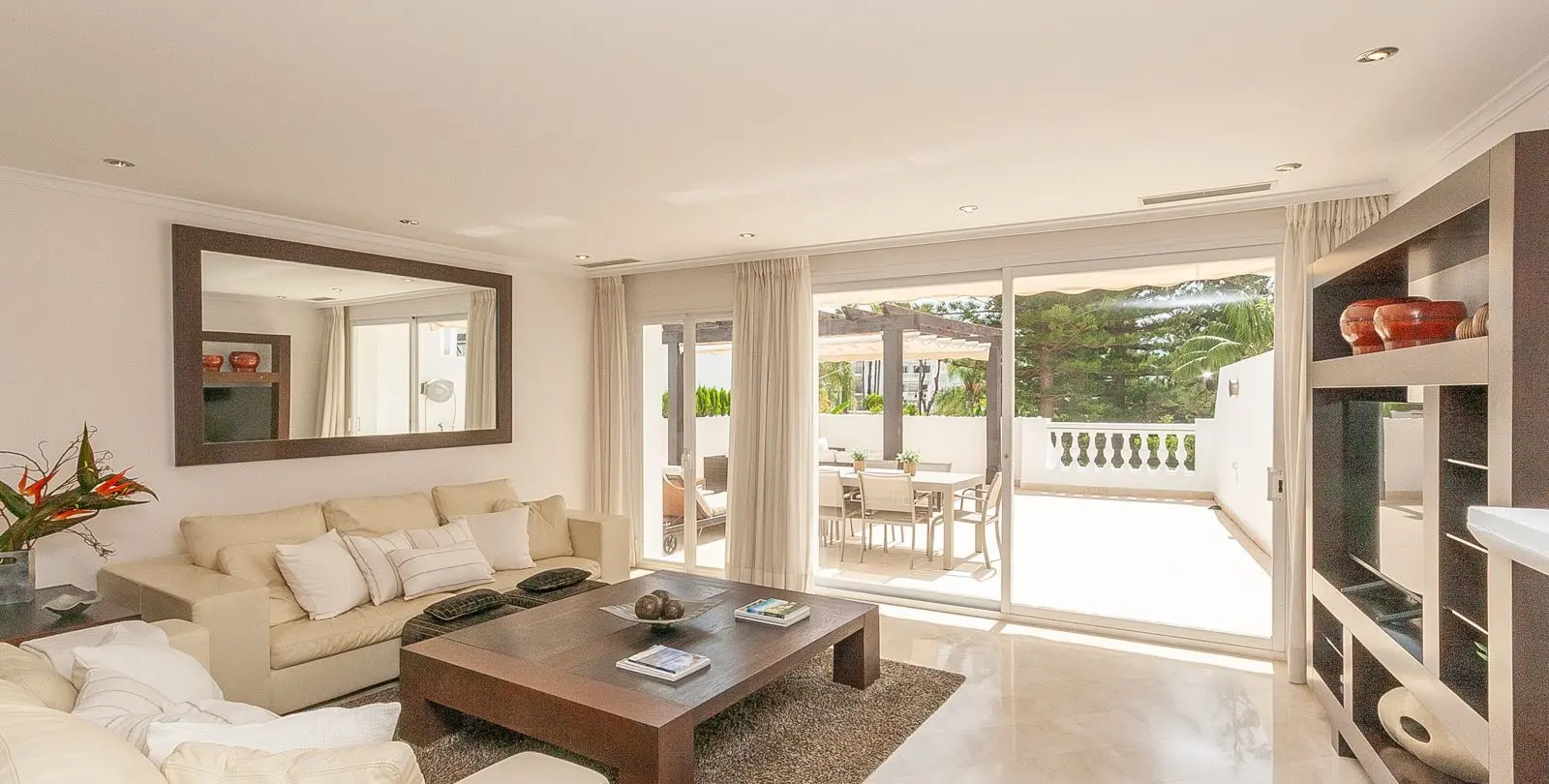Продажа апартаментов на среднем этаже в Elviria 3