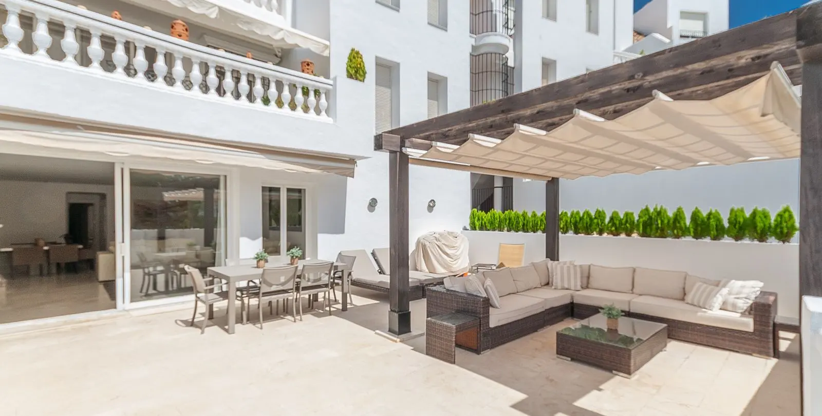Продажа апартаментов на среднем этаже в Elviria 10