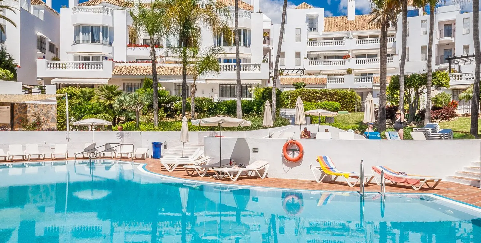 Продажа апартаментов на среднем этаже в Elviria 24