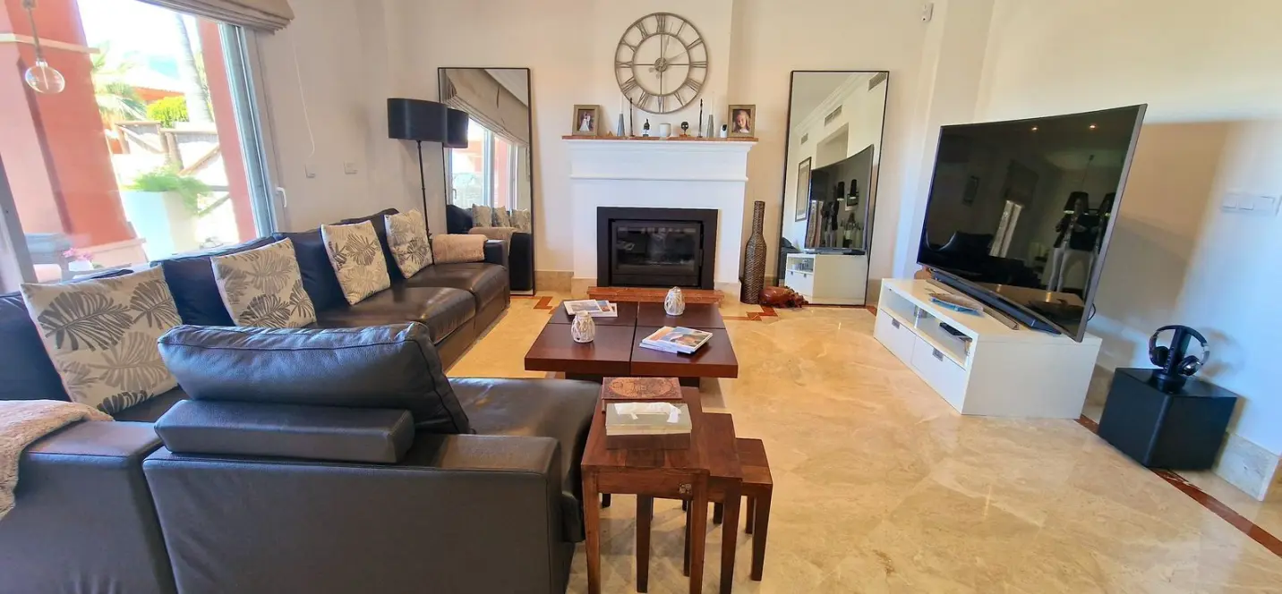 Venta de casa pareada en Santa Clara 3