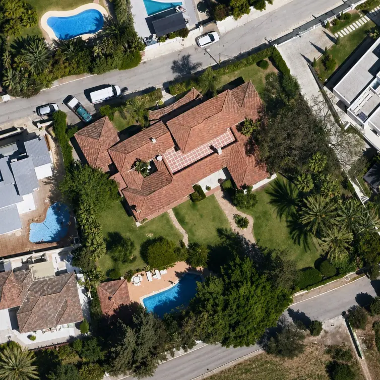Venta de villa independiente en El Paraiso