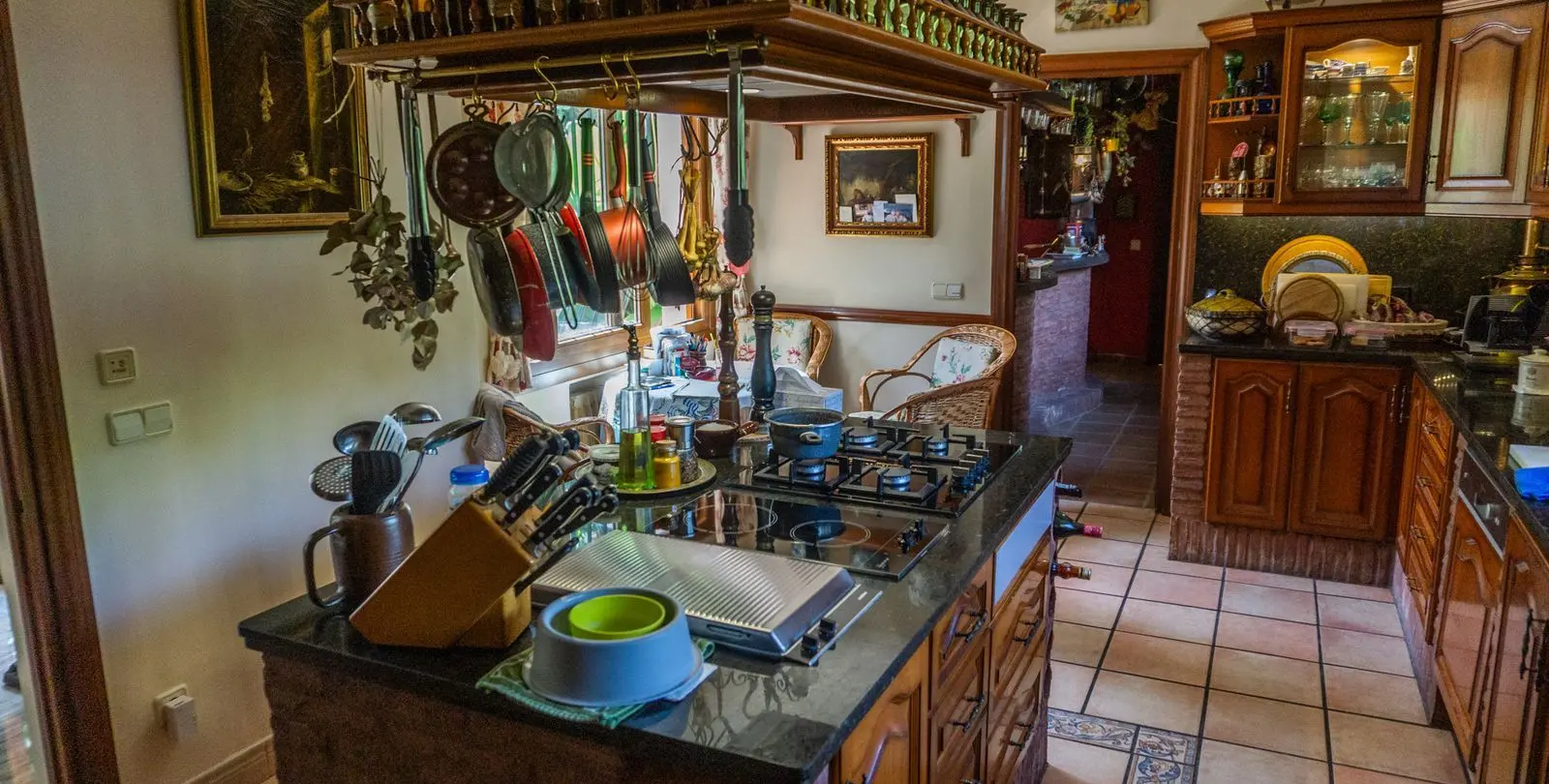 Venta de villa independiente en El Paraiso 23