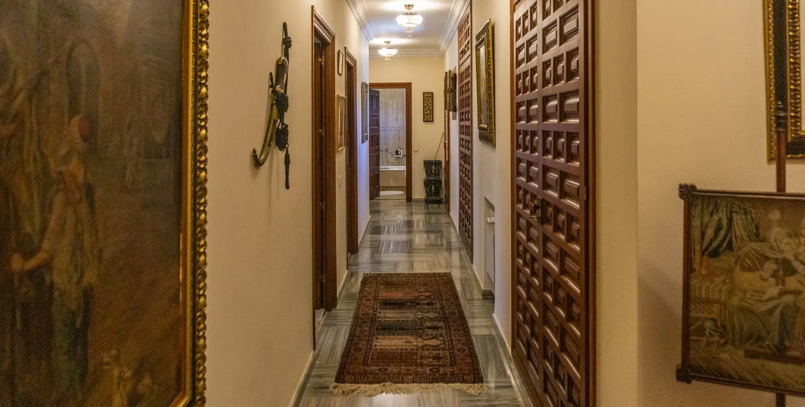 Venta de villa independiente en El Paraiso 25
