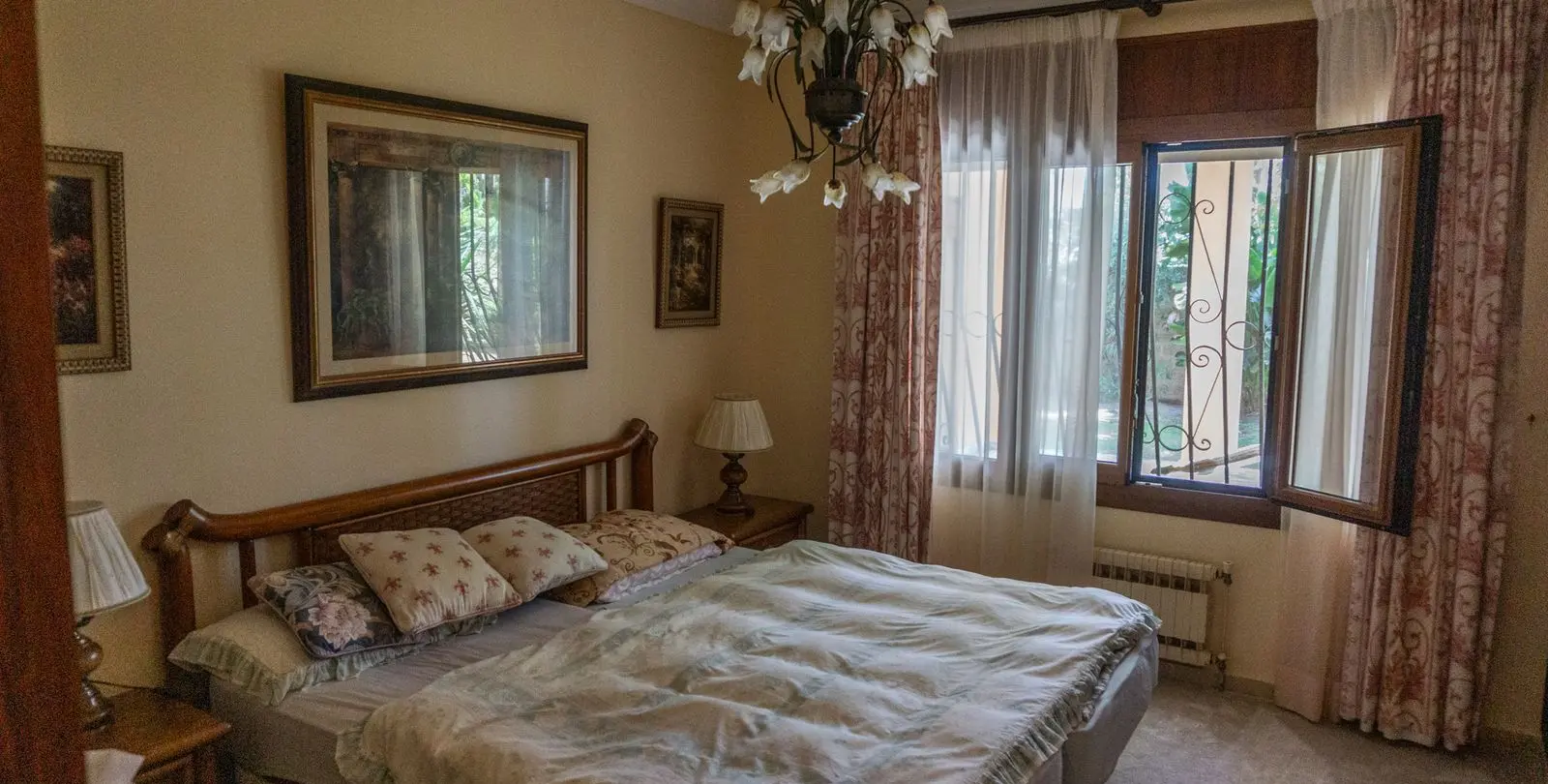 Venta de villa independiente en El Paraiso 27