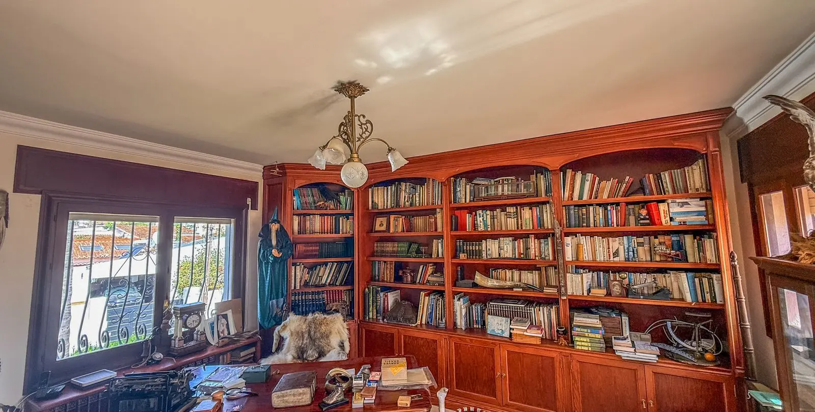 Venta de villa independiente en El Paraiso 28