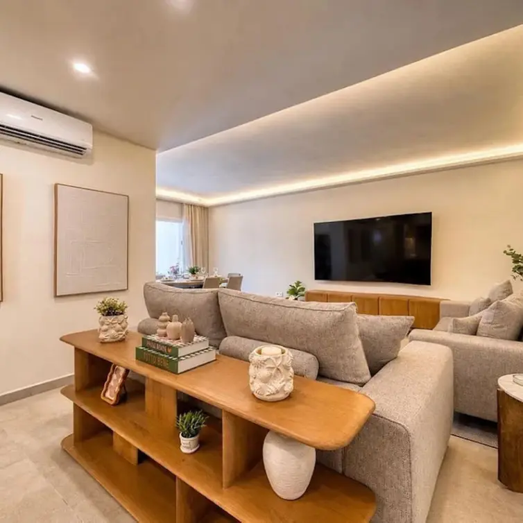 Alquiler a largo plazo de apartamento en planta media en Nueva Andalucía