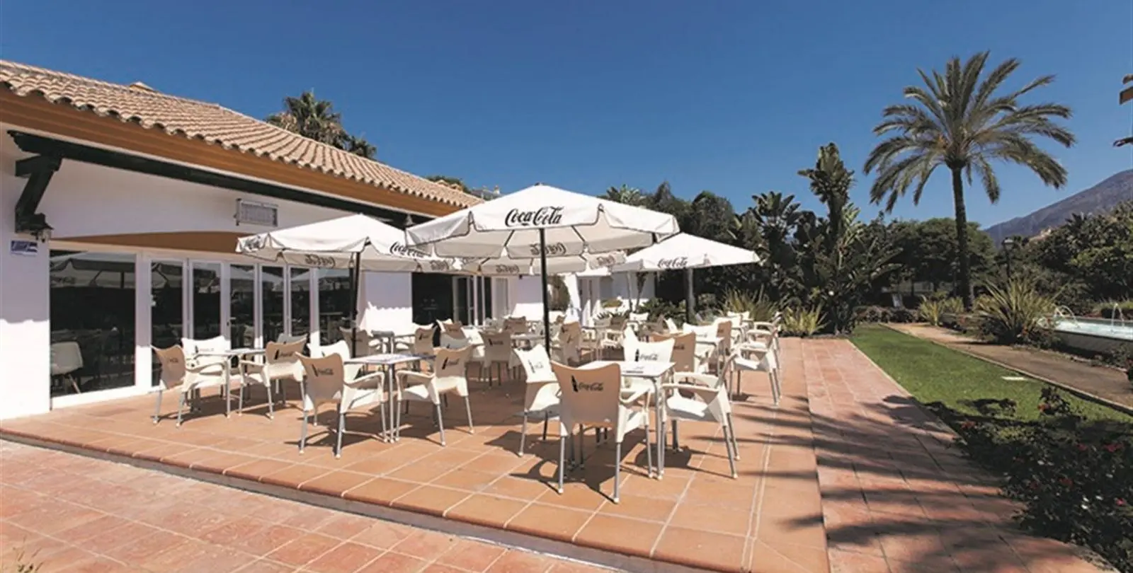 Venta de apartamento en planta media en Nueva Andalucía 28