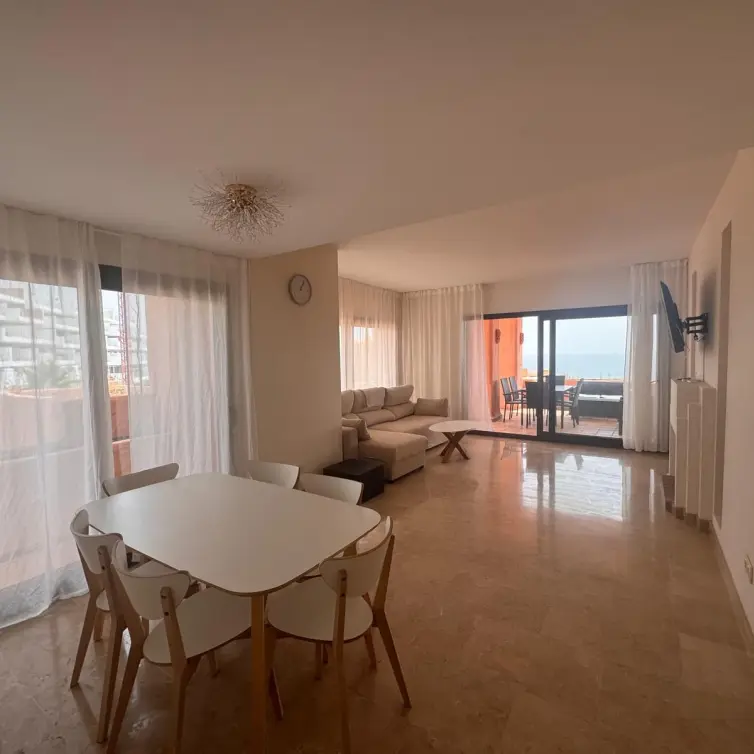Sale of penthouse in Manilva