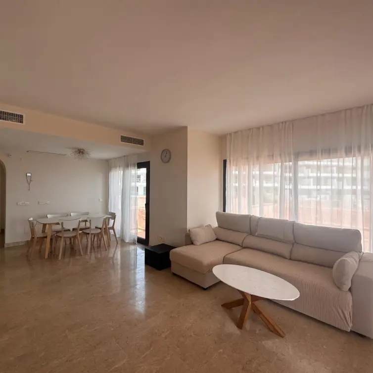 Sale of penthouse in Manilva