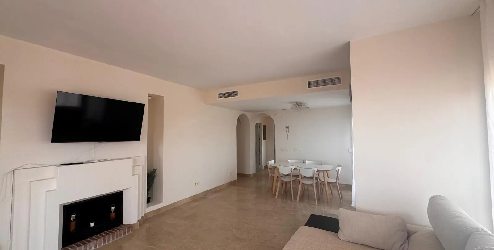 Sale of penthouse in Manilva 5