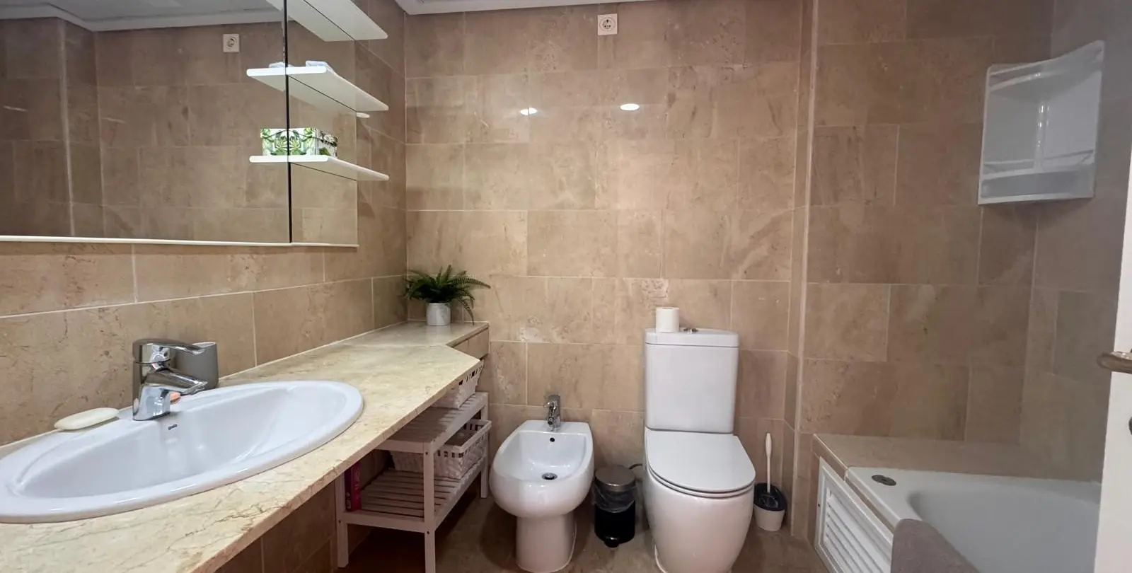 Sale of penthouse in Manilva 9
