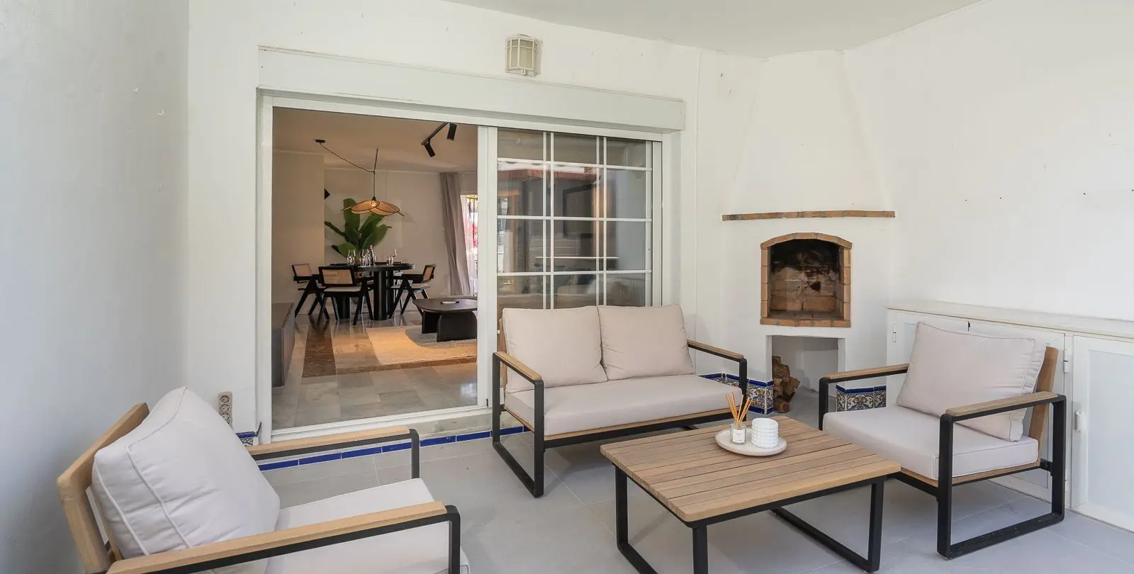 Sale of ground floor apartment in Calahonda 6