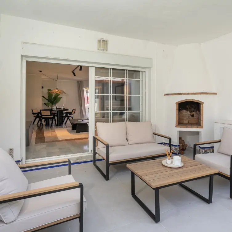 Sale of ground floor apartment in Calahonda