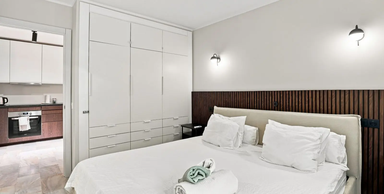 Sale of ground floor apartment in Calahonda 8