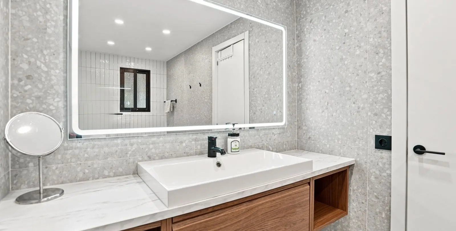 Sale of ground floor apartment in Calahonda 22