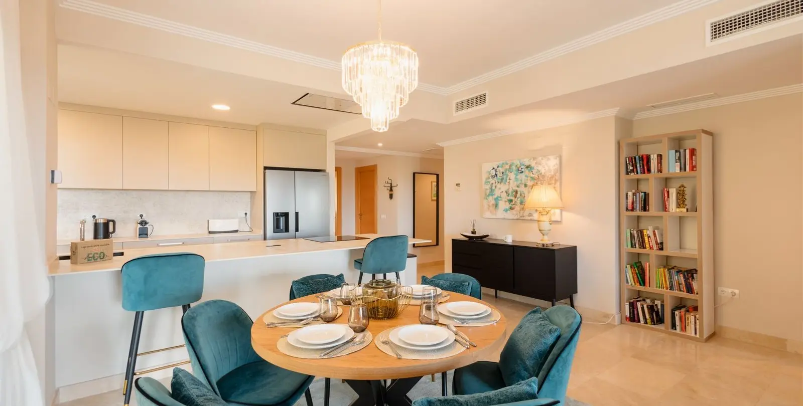 Sale of ground floor apartment in Benahavís 1